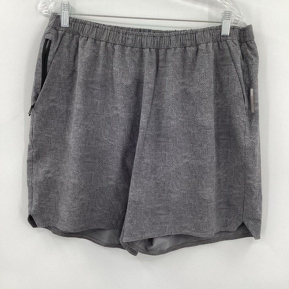 EUC REI Coop Athletic Running Shorts Mens XL Gray‎ Zip Pocket 7" Inseam